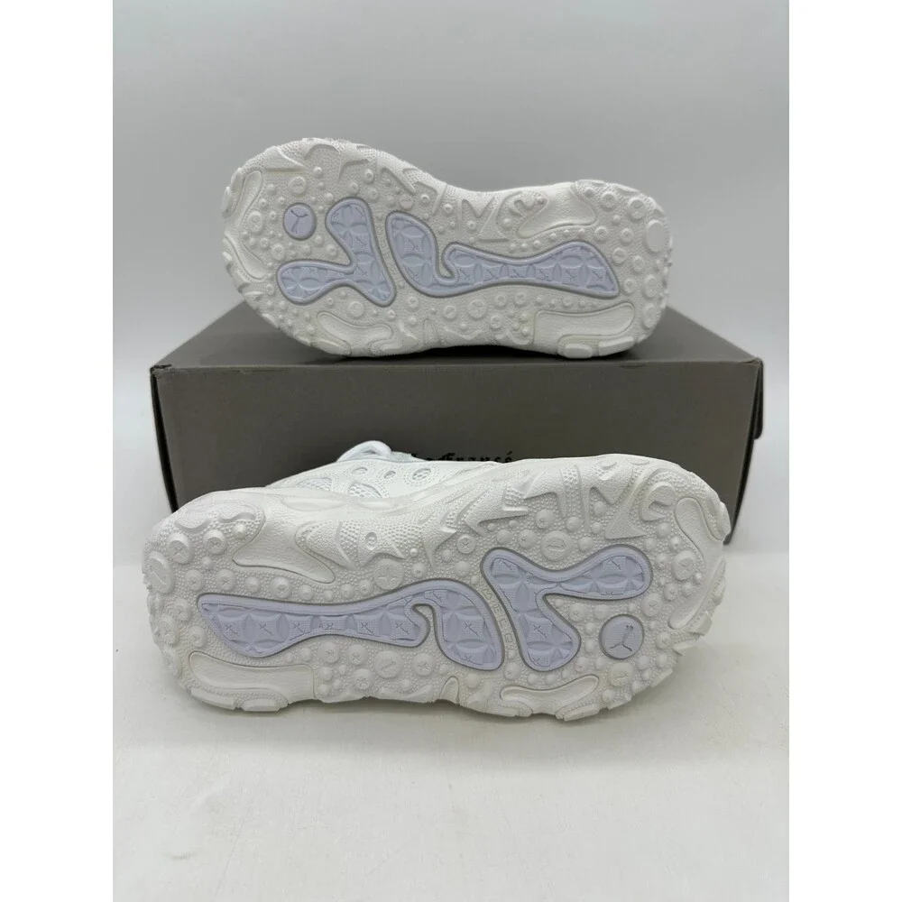 Puma La France RNR Youth Size 6 Women's size 7.5 White Athletic Shoes 312282 02